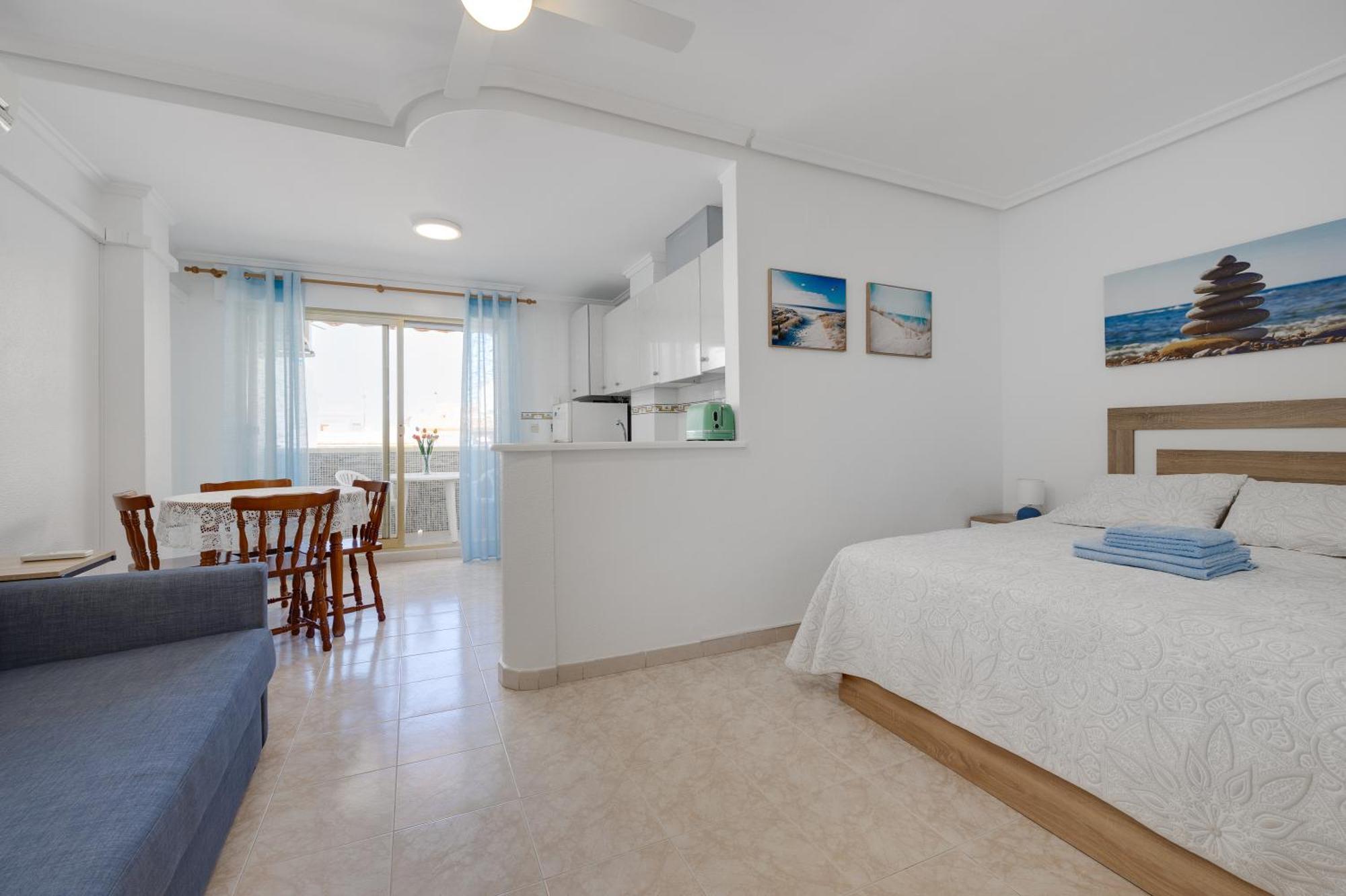 Studio Relax Playa Del Cura, Felix Rodriguez 3 Torrevieja Bagian luar foto
