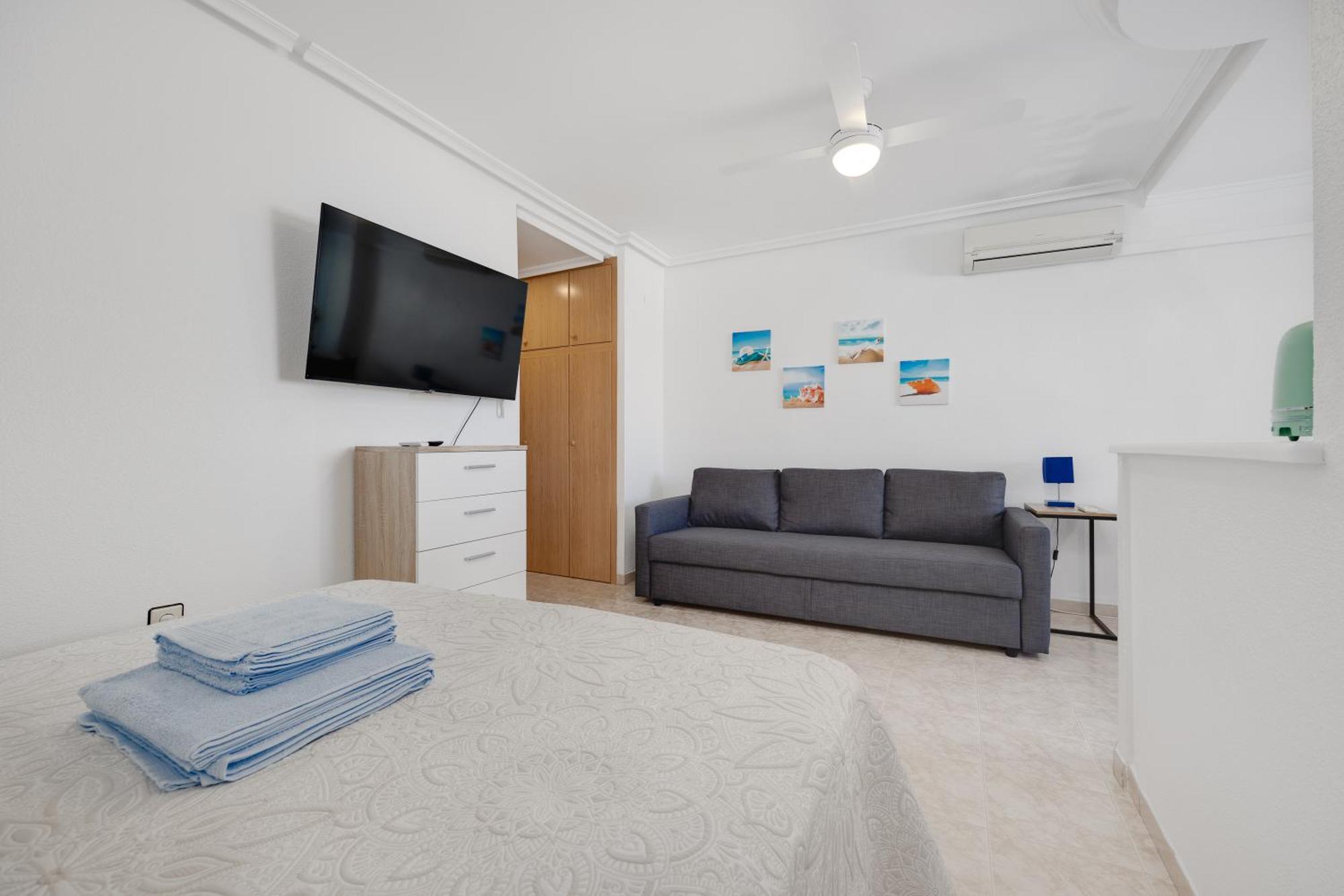 Studio Relax Playa Del Cura, Felix Rodriguez 3 Torrevieja Bagian luar foto